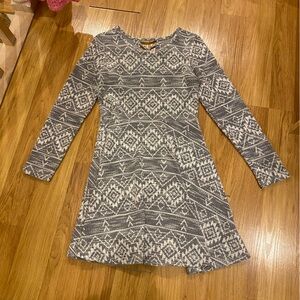 children’s Place Gray and White Textured Dress